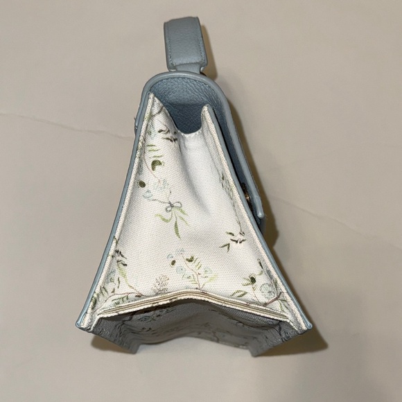 Ariel Okin X Neely & Chloe Floral Top-Handle Shoulder Bag in Light Blue - Picture 5 of 12